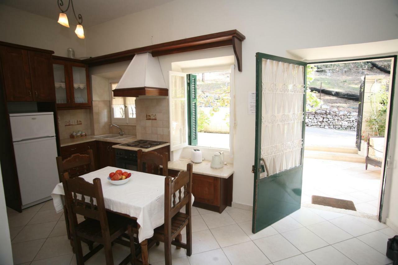Aphrodite Apartments Nisaki  外观 照片