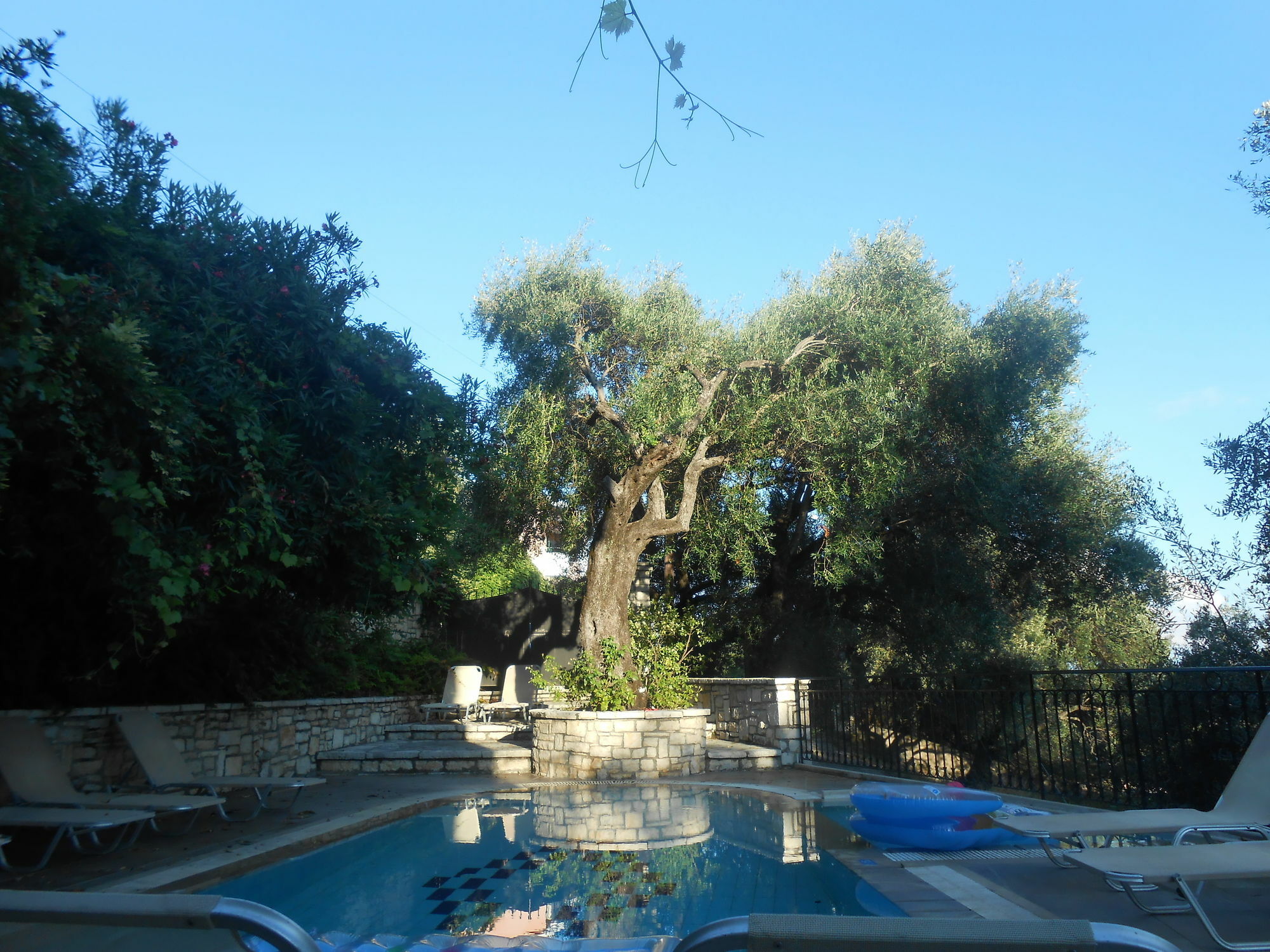 Aphrodite Apartments Nisaki  外观 照片